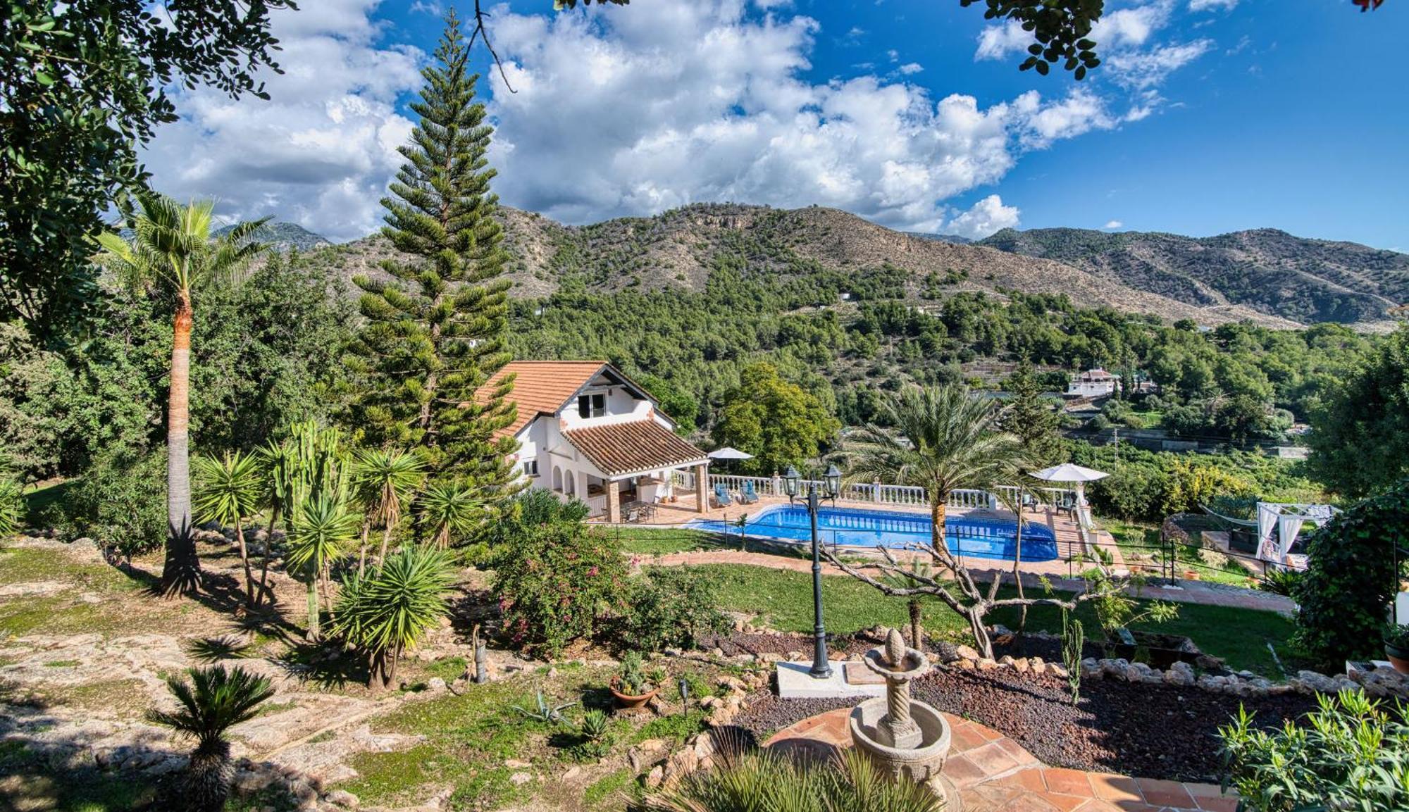 Villa Morera Bed & Breakfast Frigiliana Luaran gambar