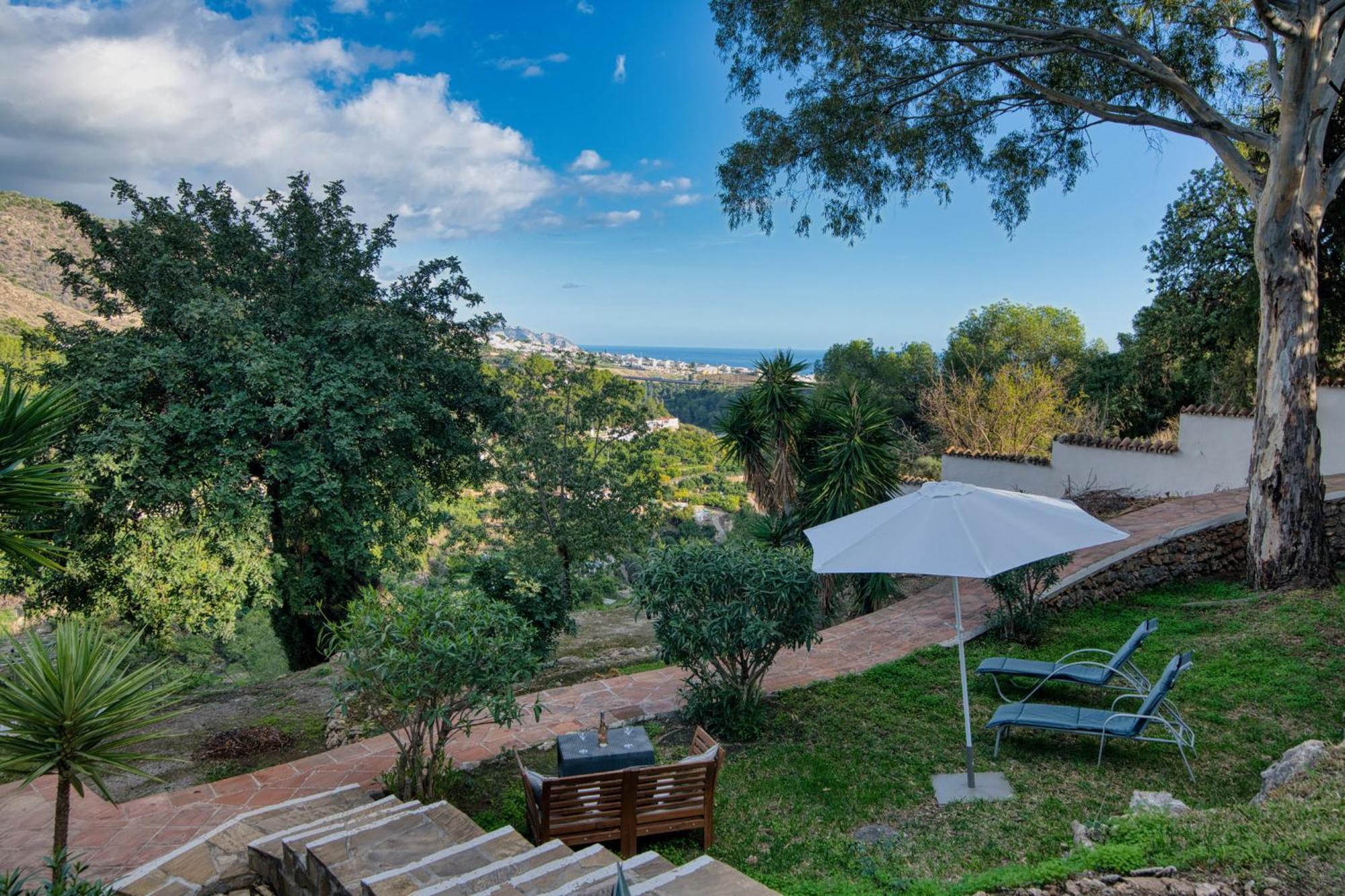 Villa Morera Bed & Breakfast Frigiliana Luaran gambar